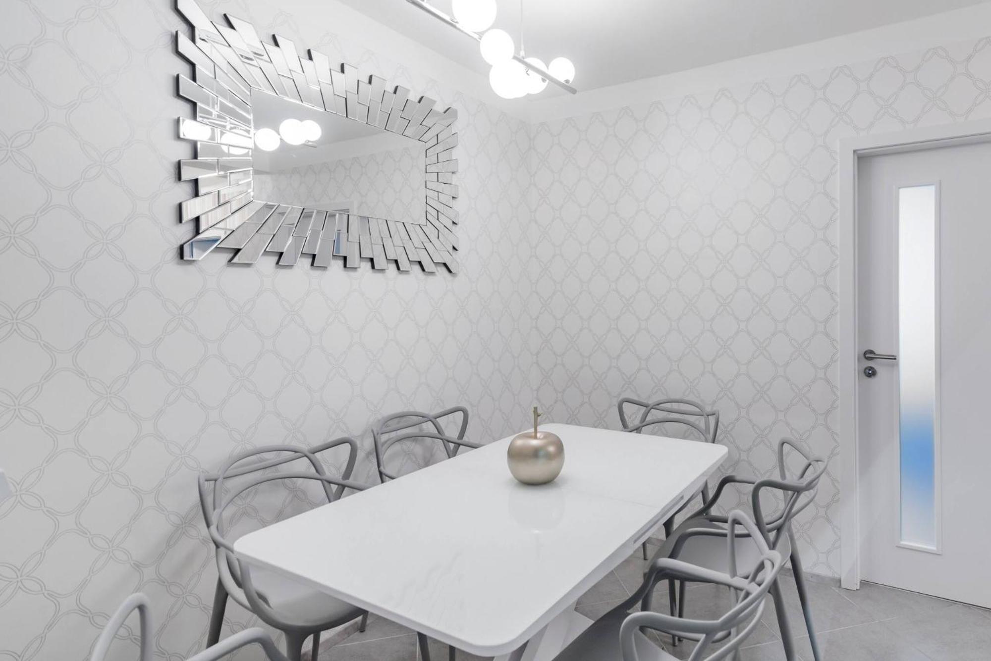 Apartment Pastel Art Deco 3bdr Ruterra